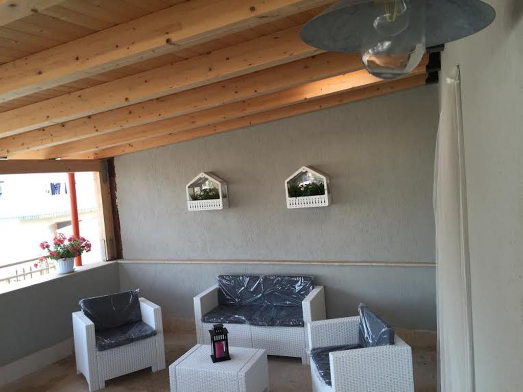 Casa Vacanze Nicole Balestrate Exteriör bild